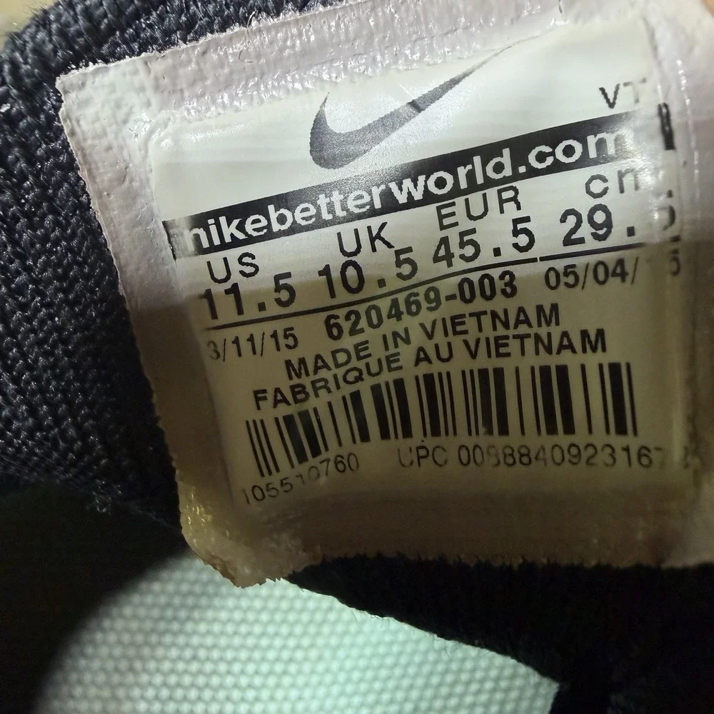 NIKE 2015 AIR MAX FLYKNIT BLUE LAGOON AND BLACK SIZE 11.5 MEN